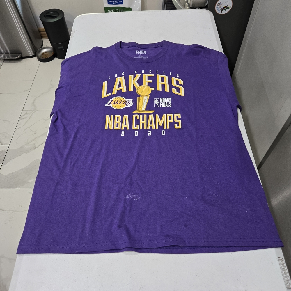 NBA Los Angeles Lakers Purple & Yellow 'NBA Champs 2020' Short Sleeve Tee